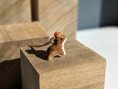 Pendentif Céramique : Capybara + Orange - Or – Image 8