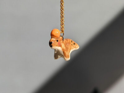 Pendentif Céramique : Capybara + Orange - Or – Image 2