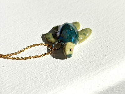Pendentif Tortue Verte – Image 2