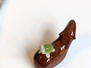 figurine capybara turtle