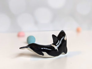 Figurine porcelaine orque Ceramic figurine orca