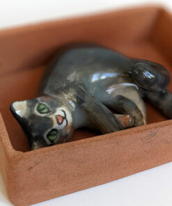 cat in a box ceramic commission