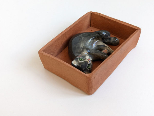 cat in a box ceramic commission