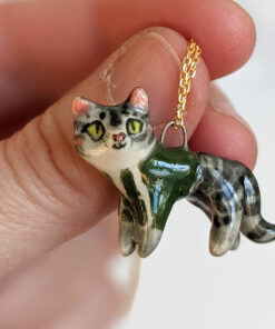 commission cat portrait pendant