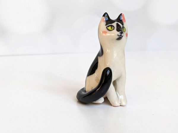 cat commission figurine portrait