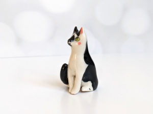 cat commission figurine portrait