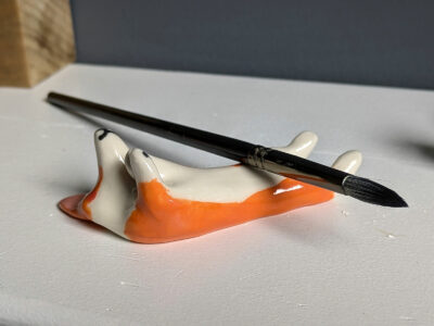 Figurine Porcelaine : Support Corgi – Image 4
