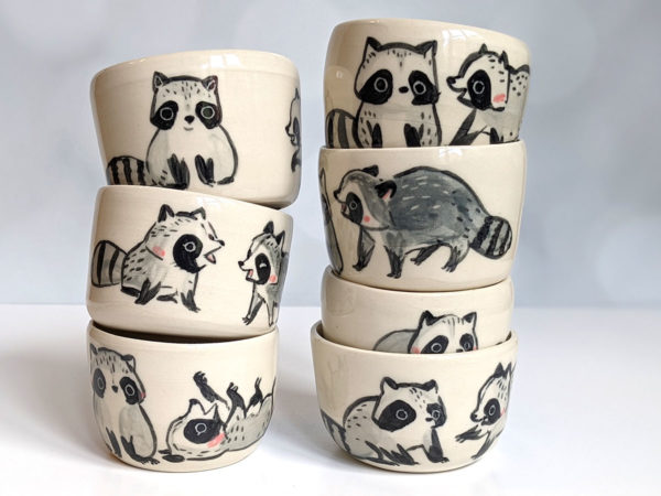 stoneware tumbler raccoon kness