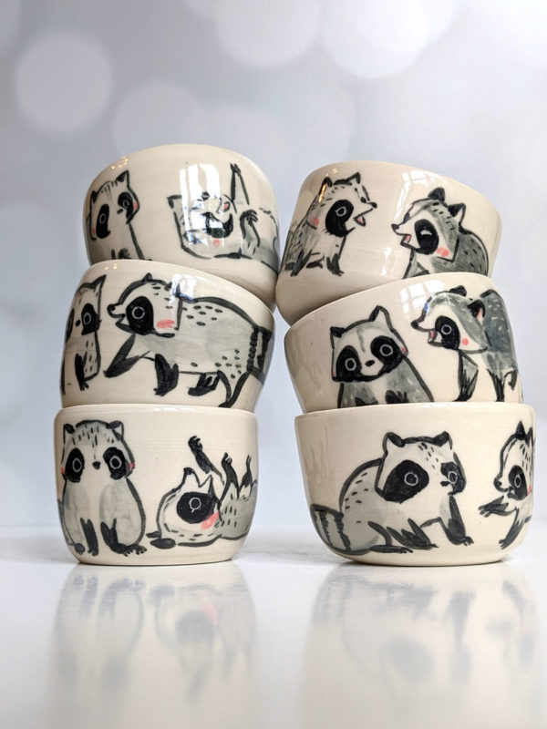 stoneware tumbler raccoon kness