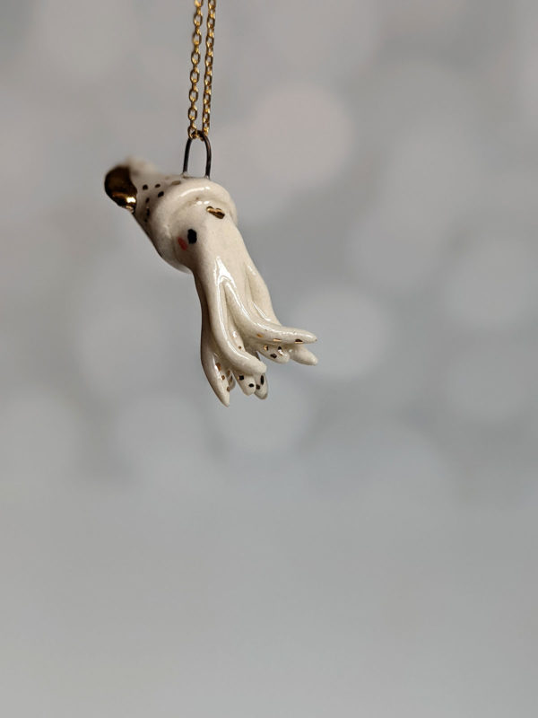 porcelain pendant squid