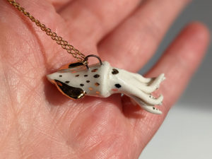 porcelain pendant squid