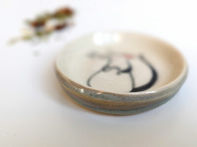 stoneware rat dish