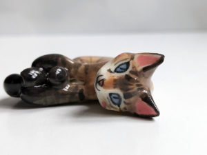 cat portrait figurine