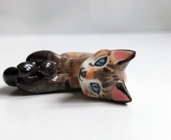 cat portrait figurine