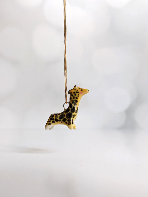 giraffe pendant porcelaine kness