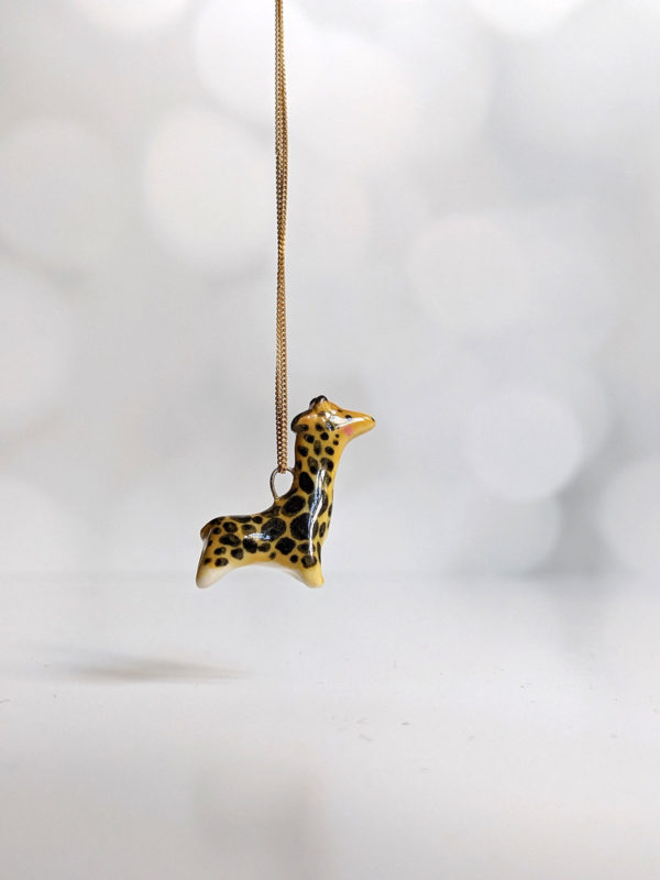 giraffe pendant porcelaine kness