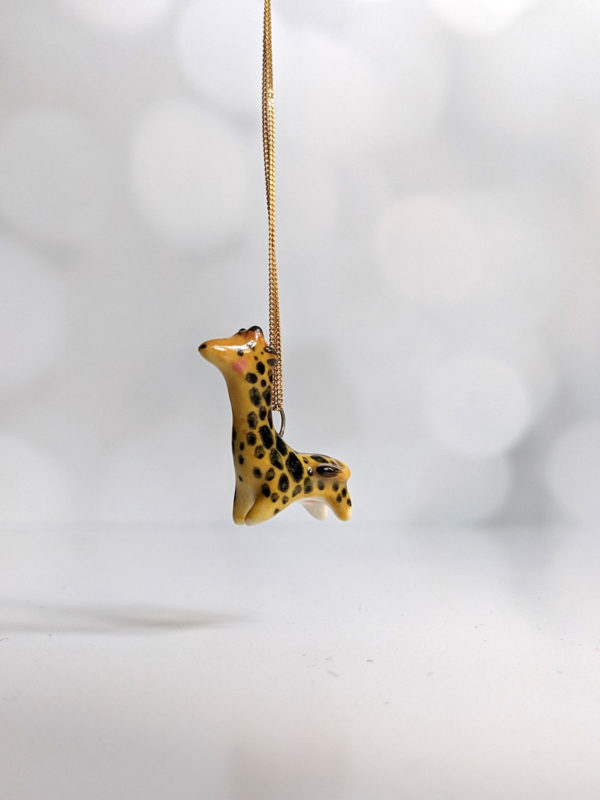 giraffe pendant porcelaine kness