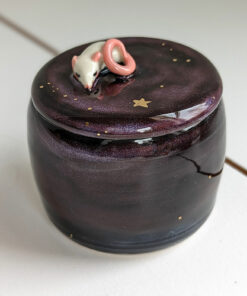 porcelain lidded jar rat urn