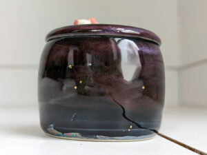 porcelain lidded jar rat urn