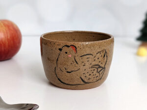 speckled stoneware cup hen chicken