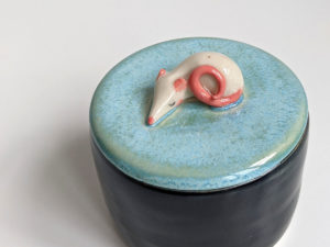 porcelain lidded jar rat urn