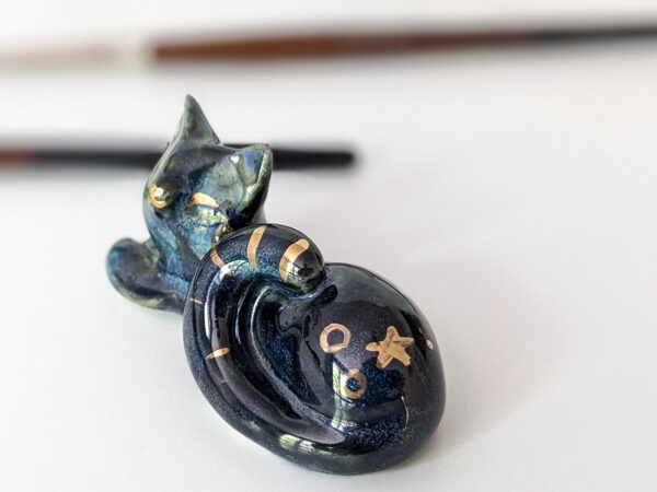 nebula cat porcelain holder