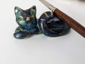 nebula cat porcelain holder