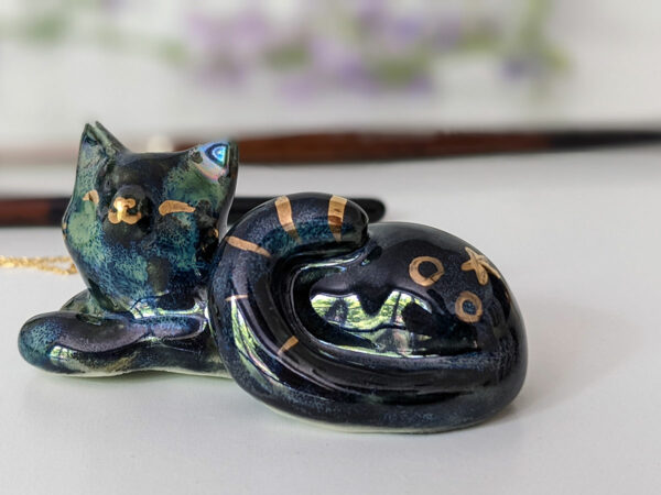 nebula cat porcelain holder