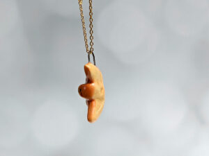 pendentif croissant mignon porcelaine