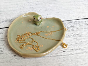 frog ring dish