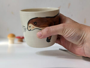 CUTE OTTER CUP