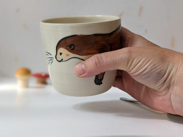 CUTE OTTER CUP