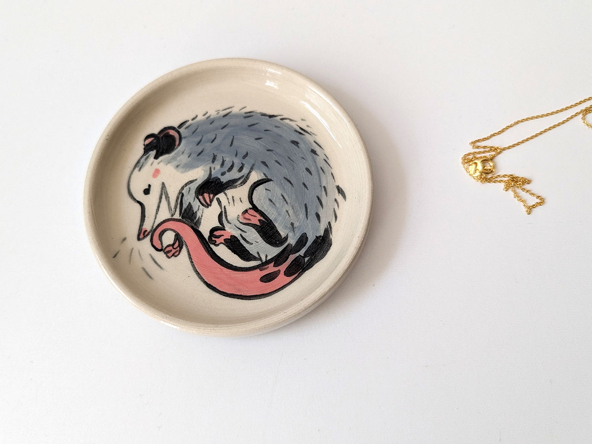 opossum round catchall