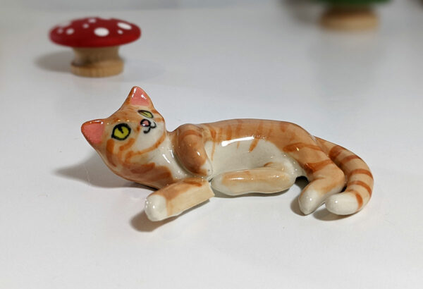 custom cat figurine