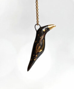 porcelain pendant crow gold