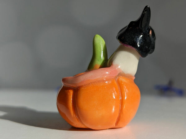 pumpkin mouse figurine