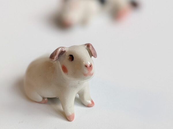 guinea pig figurine