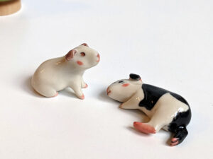 guinea pig figurine