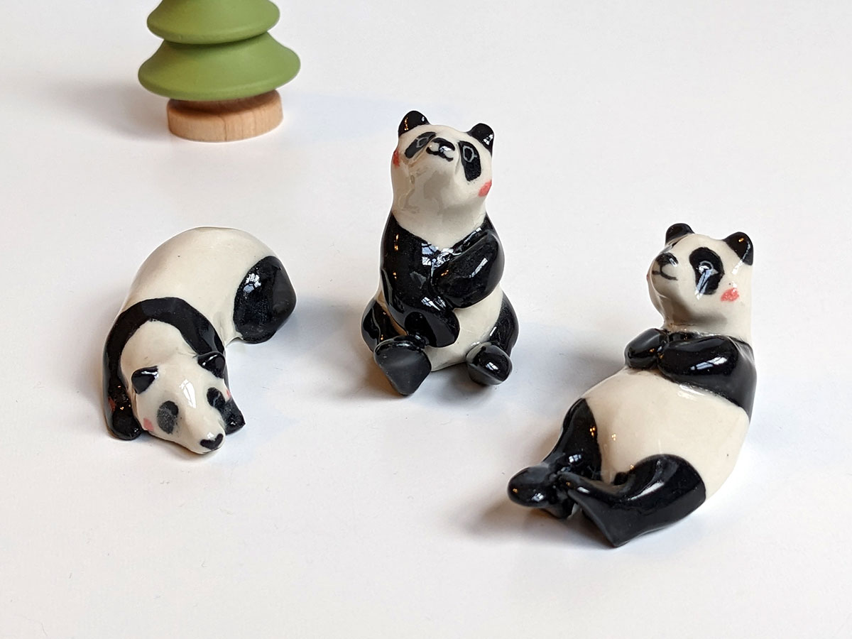 CFLNYC Figurine panda - Panda Ours mangeant une statue de bambou peinte à  la main, parfaite pour