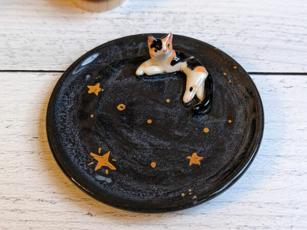 commission cat ring dish