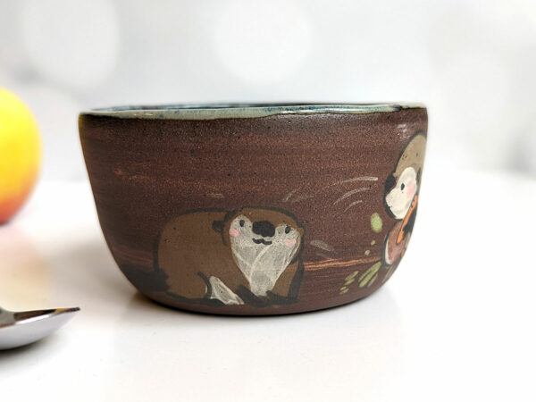 beaver family bowl