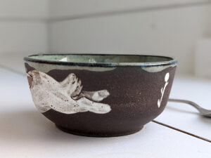 white rabbits small bowl in black stoneware and grey glaze, cute handmade by kness