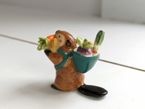 cute beaver holding vegetables figurine porcelain kness