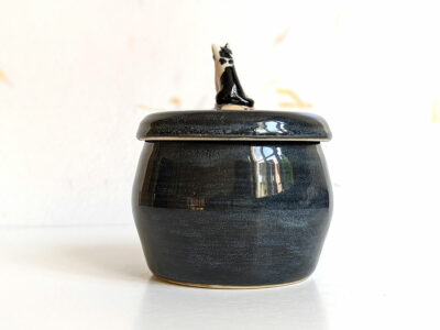 Hildibrand - Urn and Pendant - Image 4