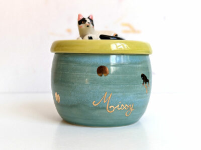 Memorial Urn - Missy - Image 2
