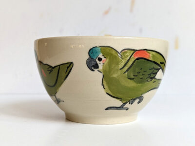 Mug, bowl and figurines - Image 26