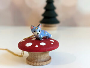 porcelain pendant blue fox