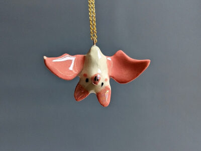Pendentif Chauve-Souris Blanche – Image 4