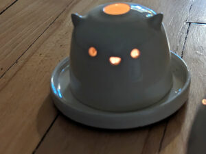 stoneware lantern cat ghost