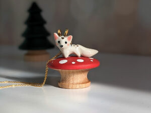 deer fox pendant porcelain gold